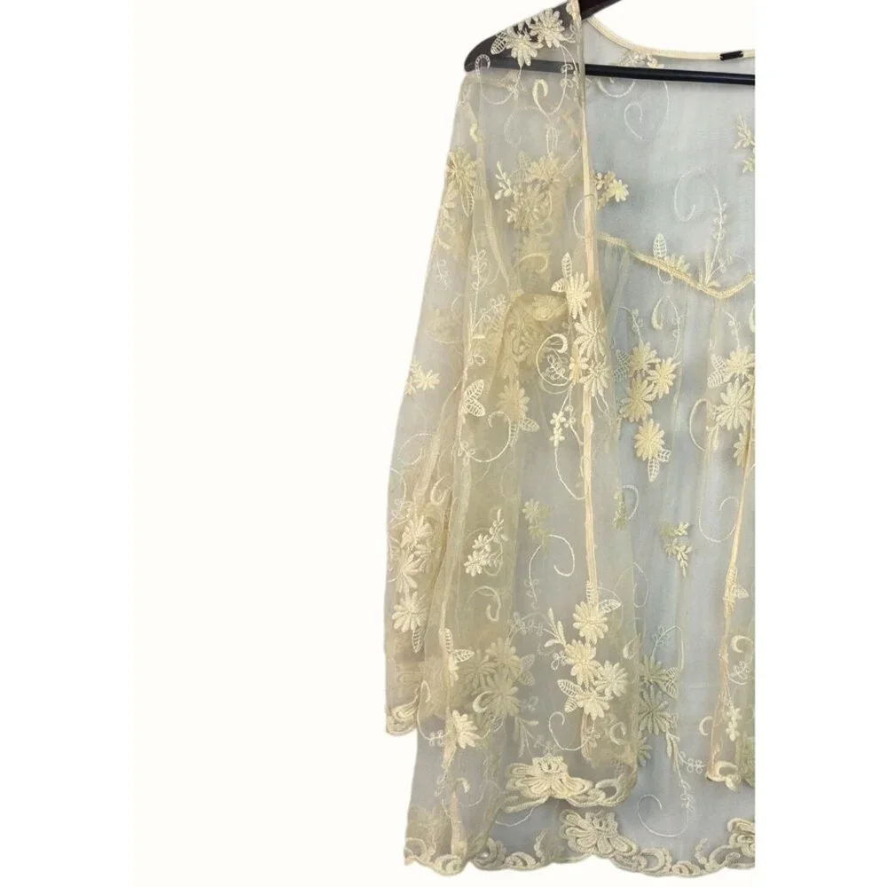 Poof Cream Sheer Floral Embroidered Lace Kimono Swimsuit Coverup Size Medium - Picture 2 of 6
